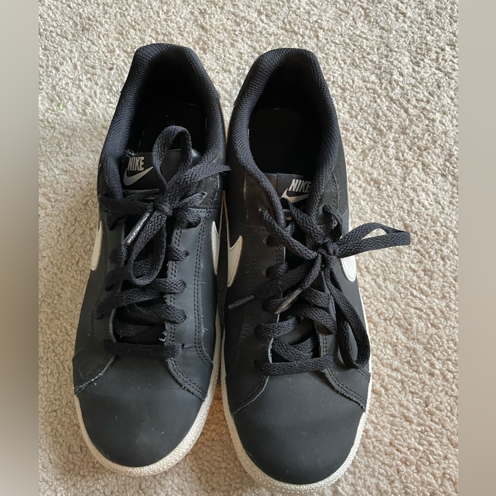 Nike court royales , size 9 womens